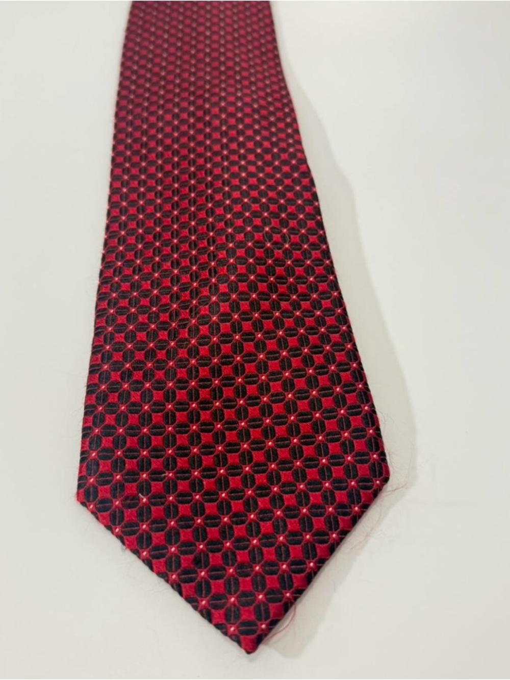 Chaps Red and Black Geometric Tie